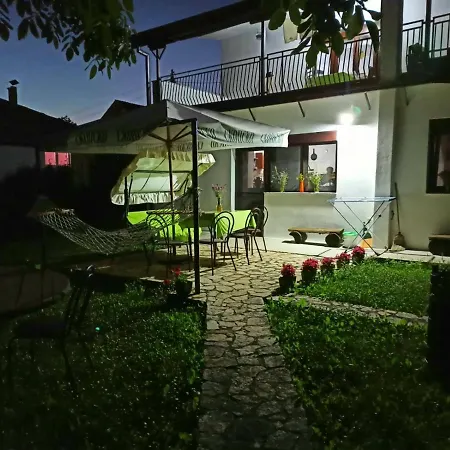 Villa River Pehchevo *
