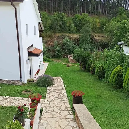 Villa River Pehchevo *